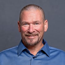 Mitarbeiter_portrait_Reto_Moratti 2