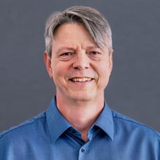 Mitarbeiter_portrait_stefan_Stiehl_as-news